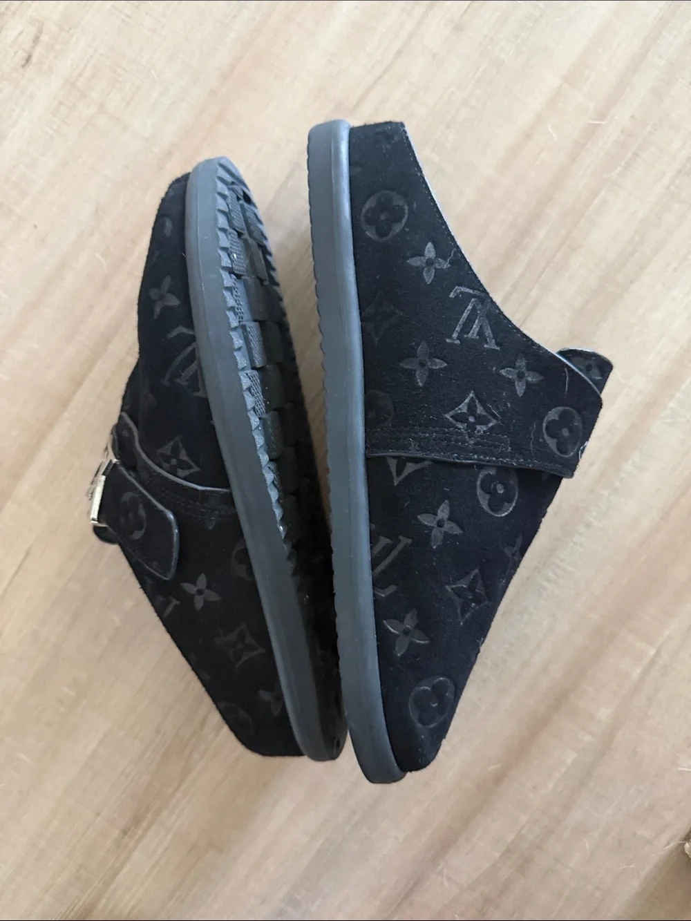 Lv mule slides